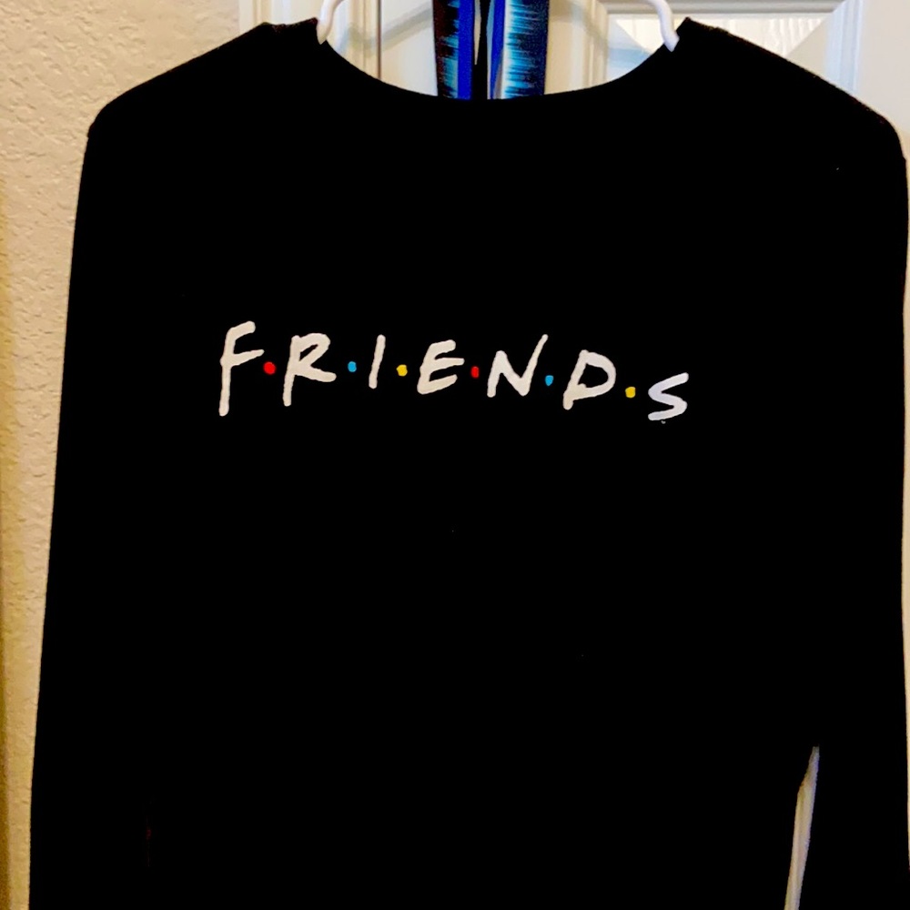 F•R•I•E•N•D•S long sleeve crop top. Medium.